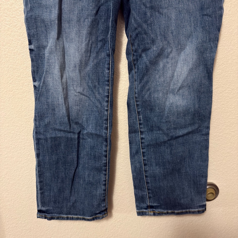 Cabi Soho Womens Cropped Straight Leg Jeans Medium Wash Blue Denim‎ Sz 6 4905 - Picture 3 of 11